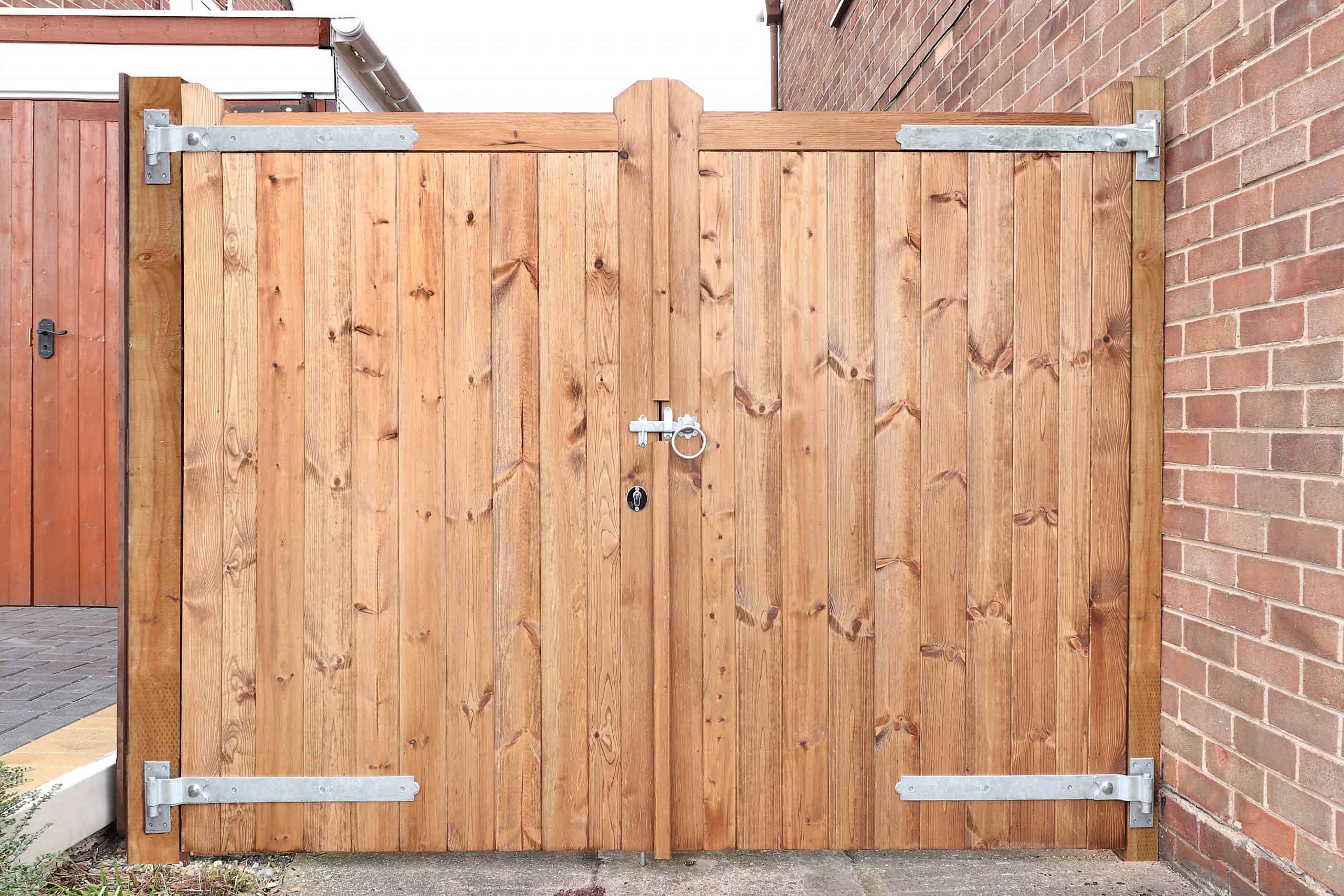 How To Build A Double Fence Gate, How To Install A Garden Gate Frame