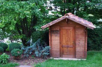 Shed door Picture