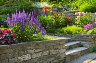 Retaining Steps