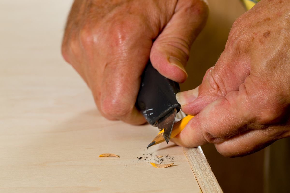 How Do You Sharpen A Woodworking Pencil?