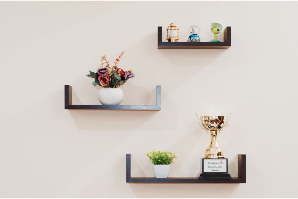 What Are Floating Shelves?