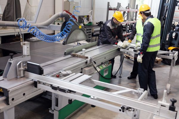 What You Should Know Before You Buy A CNC Router Machine | BuildEazy