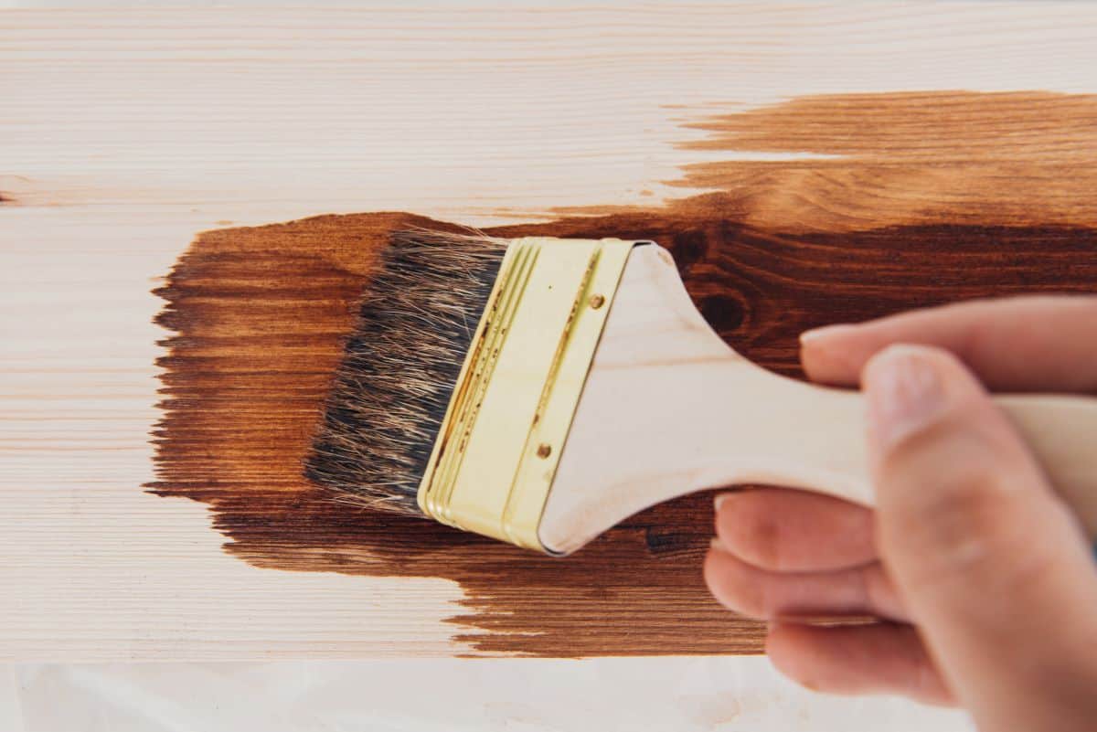 Best Finishes For Wood Kitchen Table Reviews & Buyer’s Guide [2023]