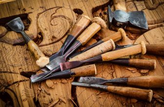 tools wood carving